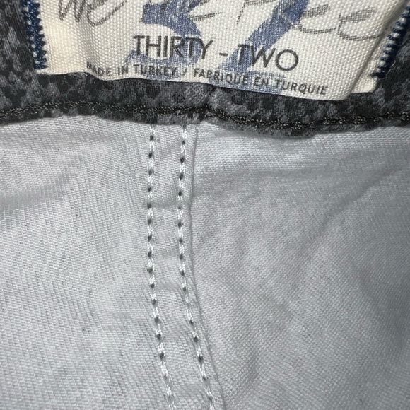 FREE PEOPLE Snake Print High Rise Wide Leg Jeans Size 32 NWT - Picture 12 of 12